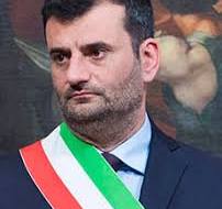 Un giorno Decaro sara’ l’antiMeloni del Pd, scommettiamo?