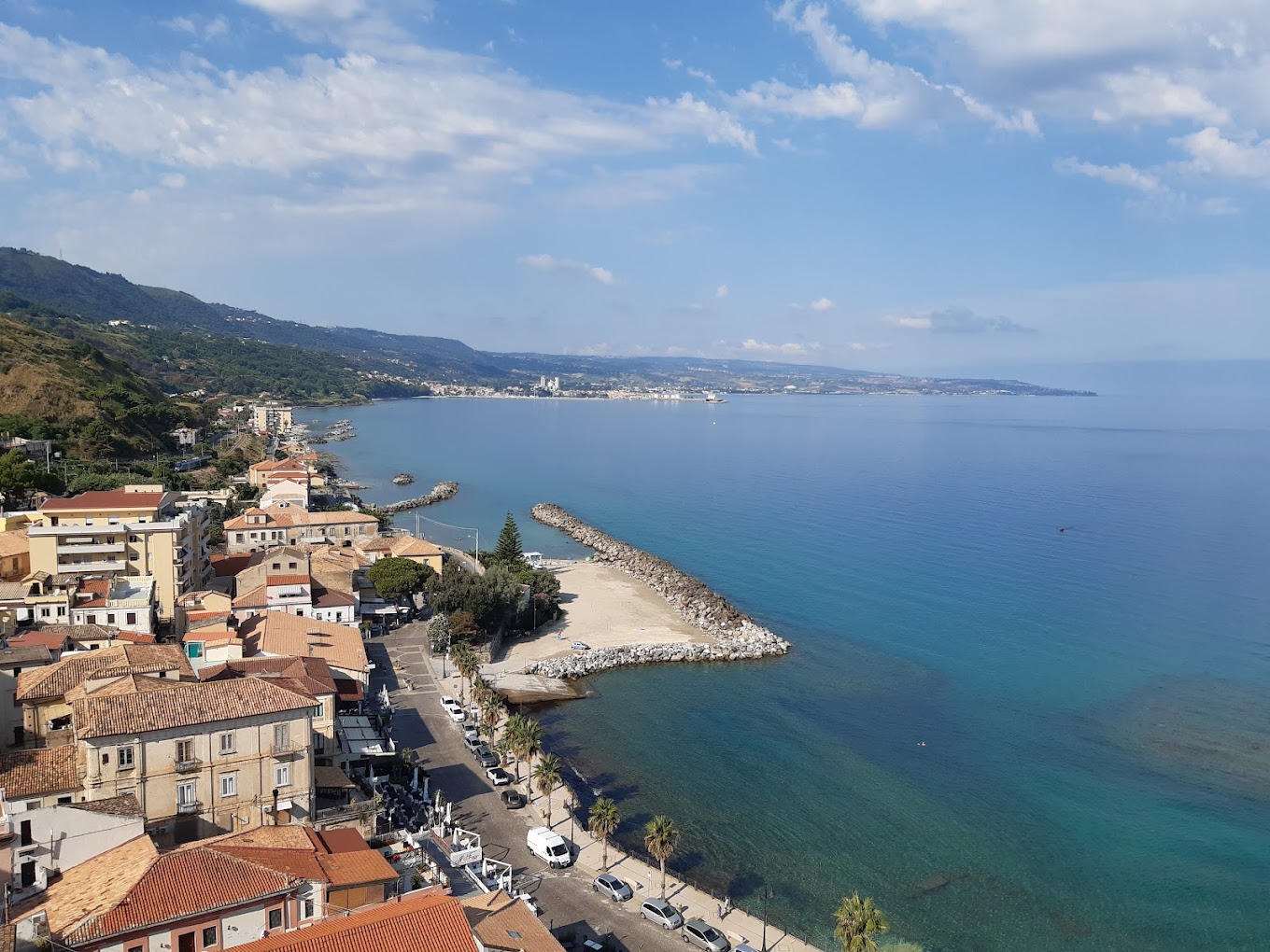 Mastro Lino di Pizzo Calabro, Salis e occupazioni etiche