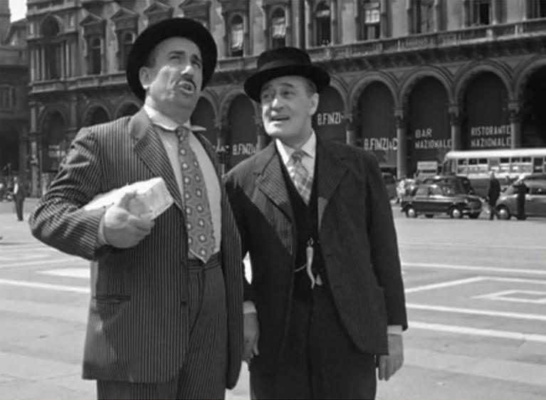 “Totò, Peppino e la… malafemmina”, 1956/ Il vertice della comicità italiana (l’Italia in una lettera)